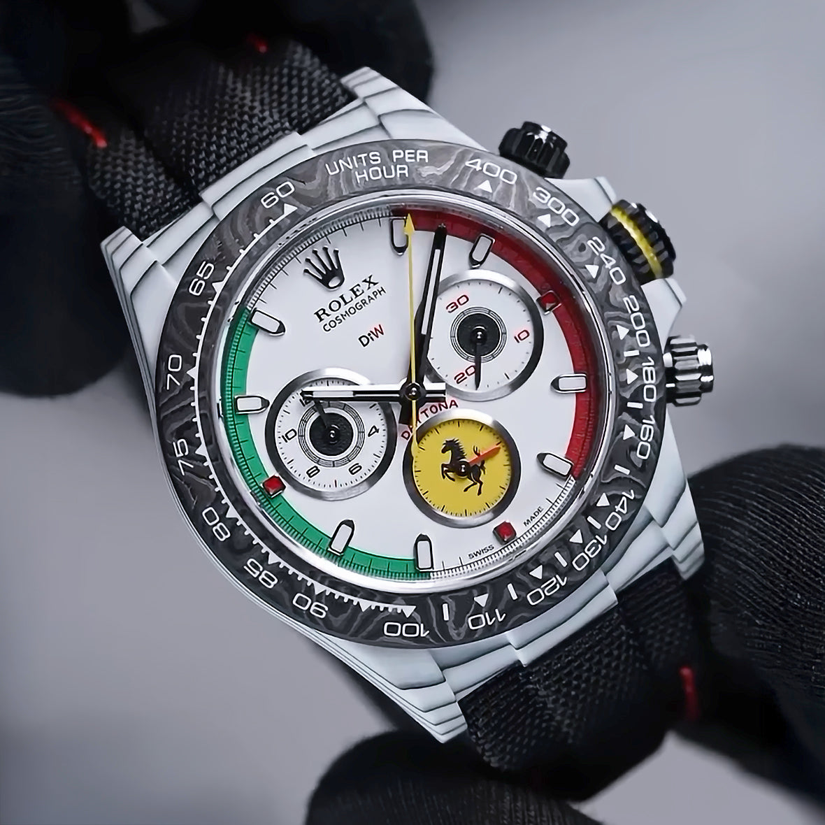 I Built a Ferrari Daytona Watch Using My Rolex 我用自己的 勞力士地通拿 打造了這款法拉利腕錶 | WORLDTIMER